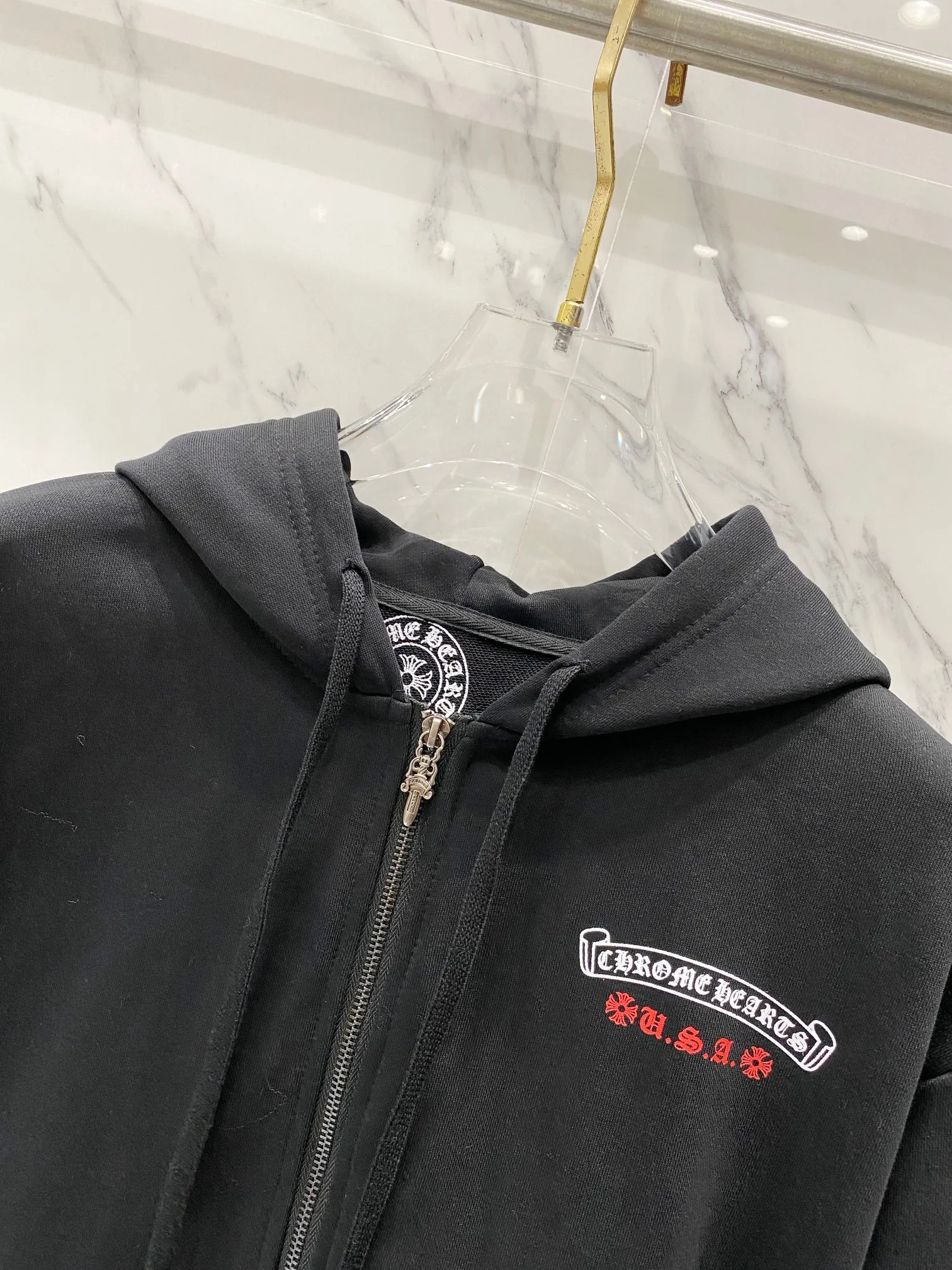 P290 Chrome Hearts 25ss horseshoe Sanskrit flag foam printed zipper hooded sweatshirt jacket. Fabric high-definition super heavyweight pure cotton fabric. Customized hardware. Thread. Accessories. Matching version. Same style for men and women. -Color: Black -Size: S M L XL
